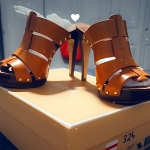 Michael Kors 9m Peanut Leather Mules